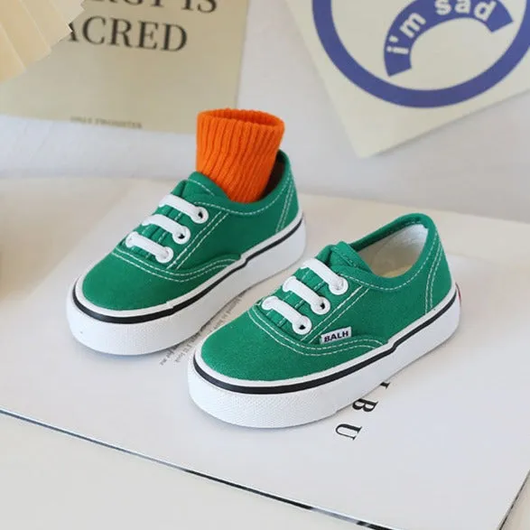 Bruce Solid Color Low Top Kids Canvas Shoes