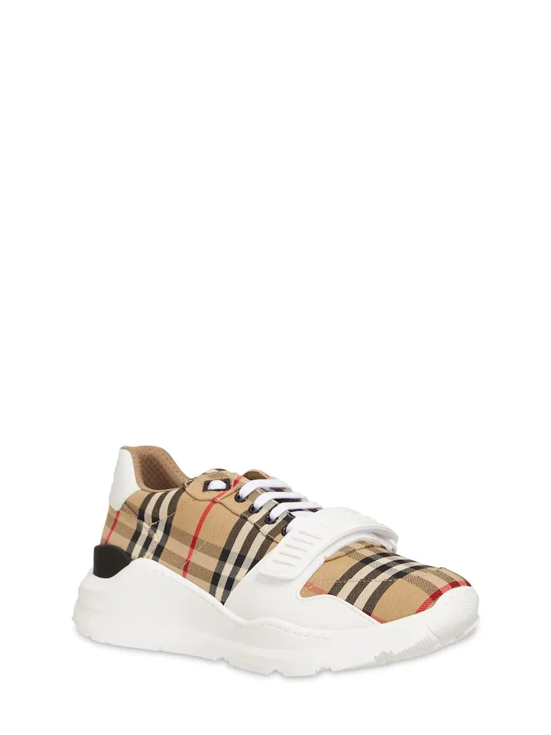 Burberry Regis Low Top Sneakers Sneakers