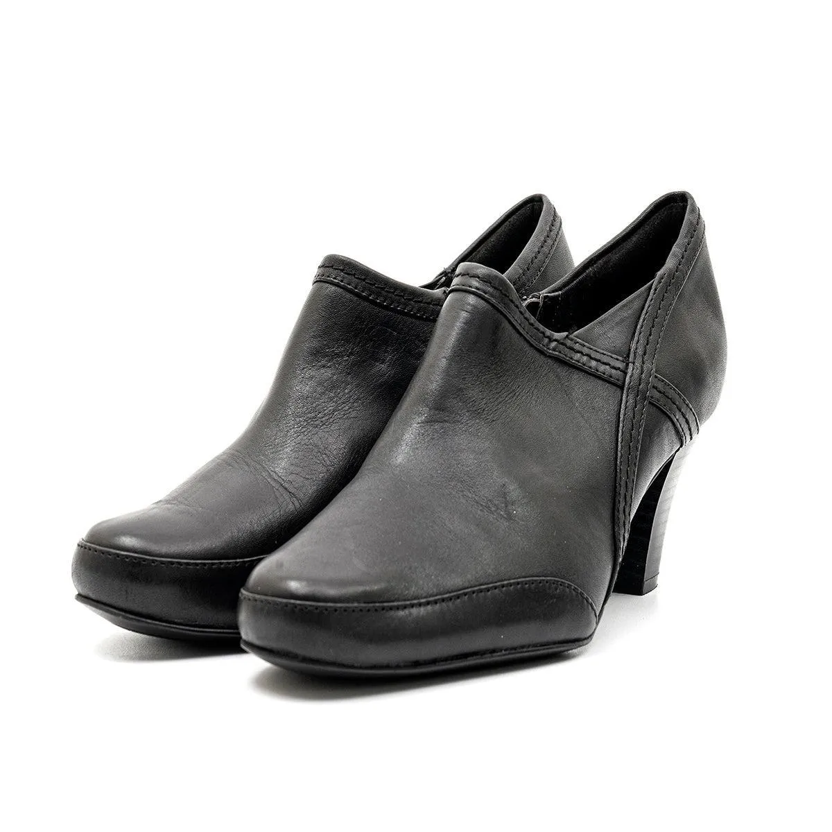 Clarks Artisan Ankle Boots Leather Black Colour For Women