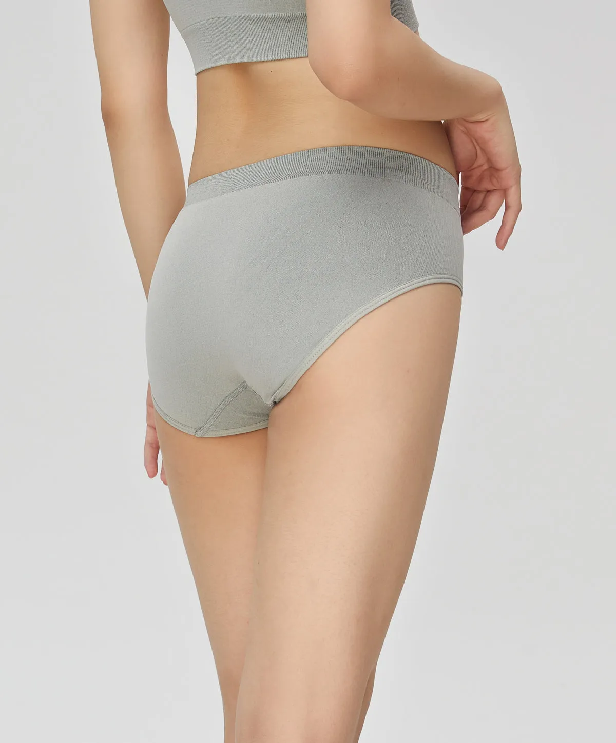 Energized Soulful Seamless Midi Panty 501-7324S