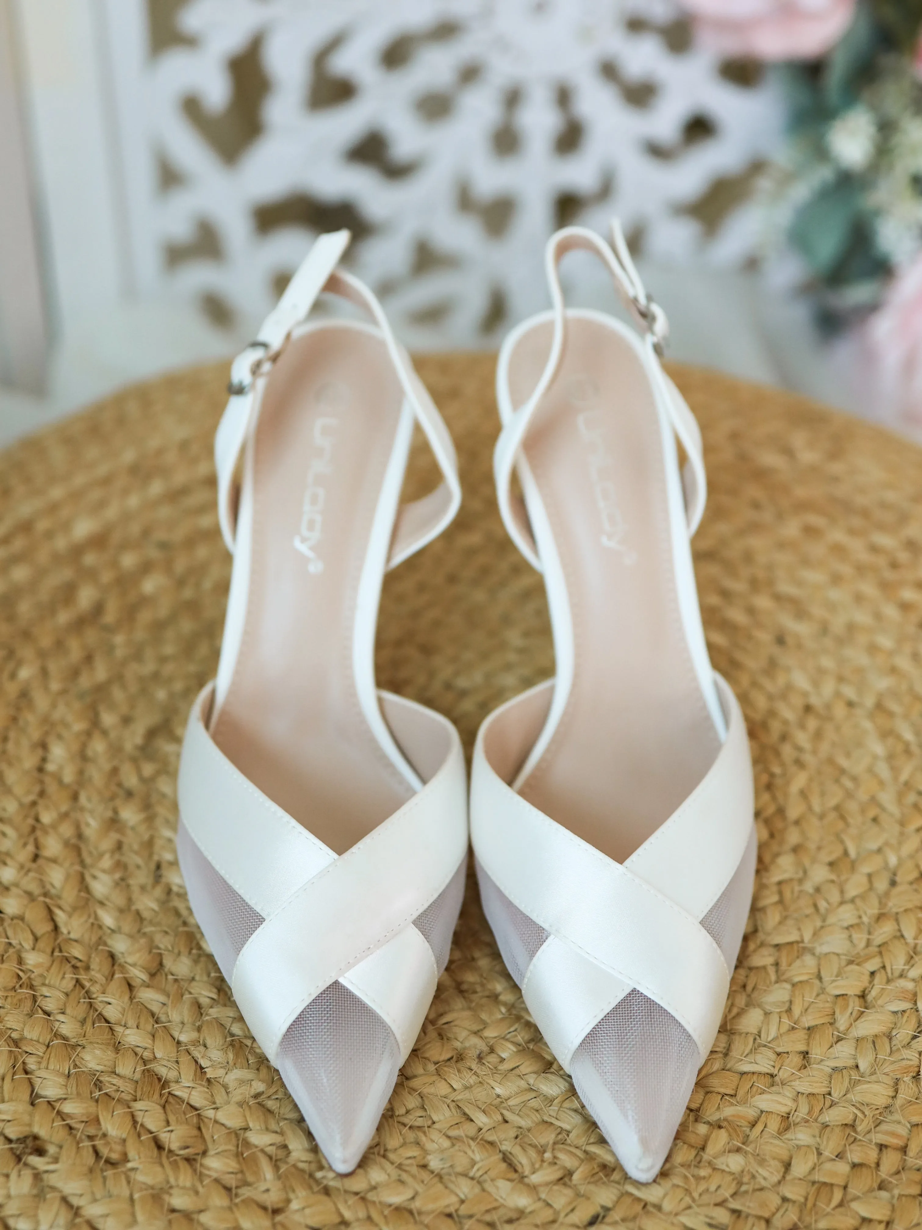 Isabel Heels - White