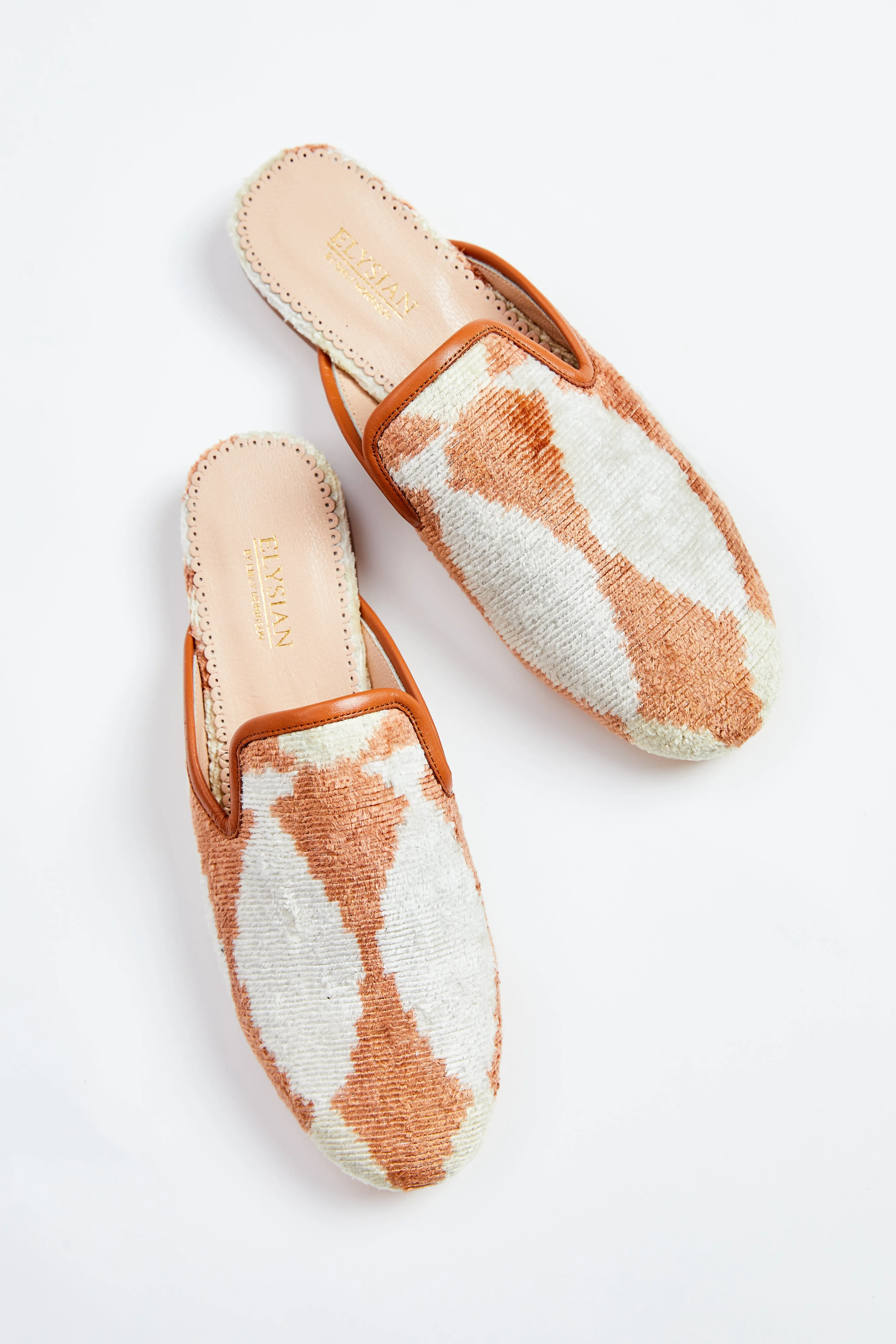 Neutral Harlequin 
Istanbul Slides